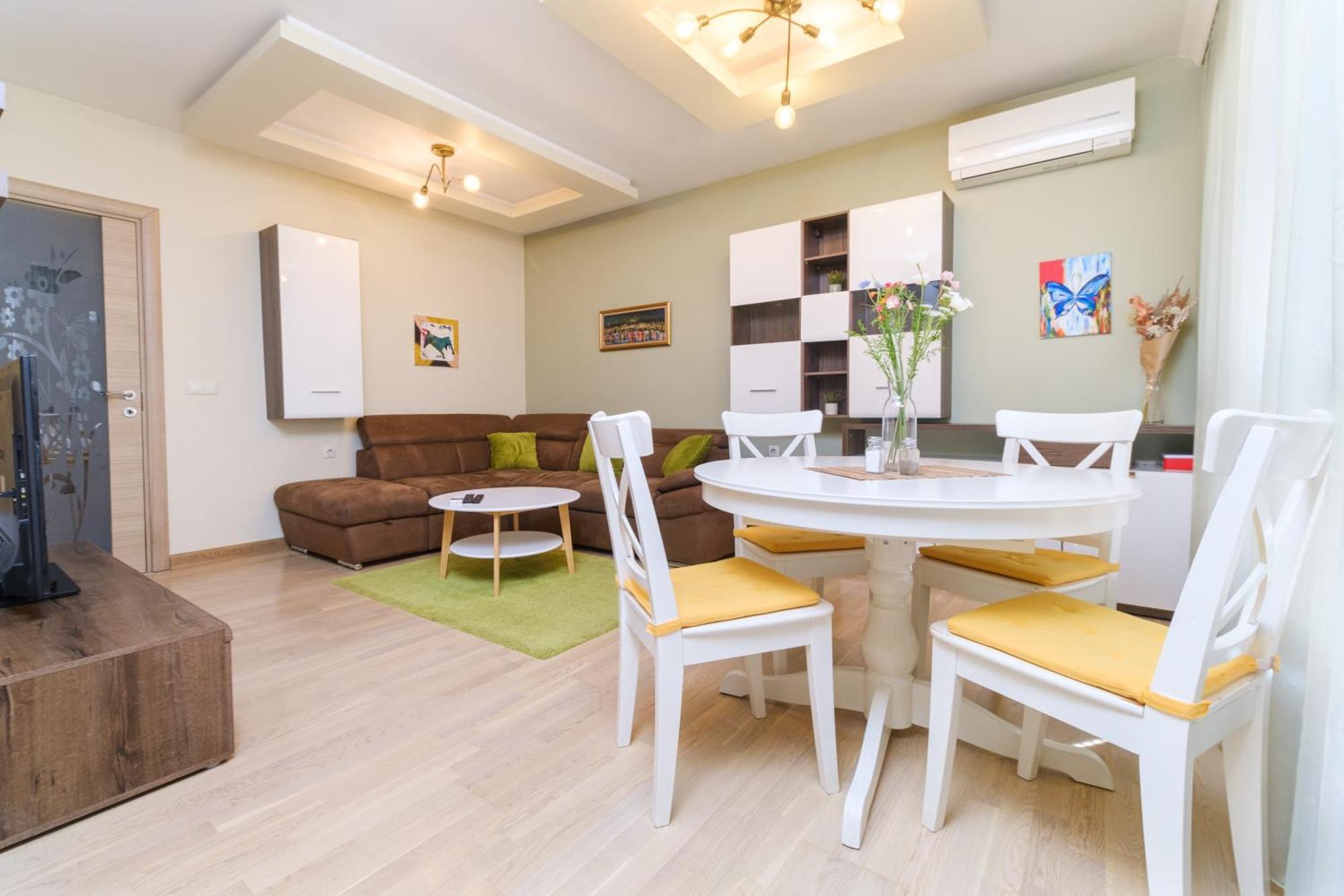 Riverside 2-Bedroom Apartment Plovdiv Exteriér fotografie
